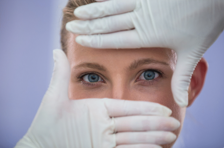 Endoscopic Temporal Lift for Cat Eye Effect