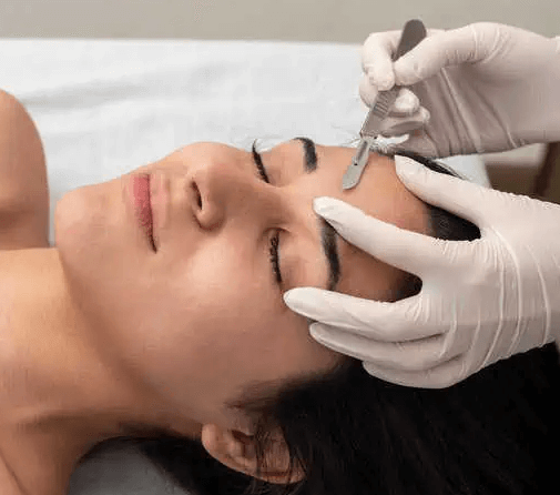 Brightening Dermaplaning Therapy