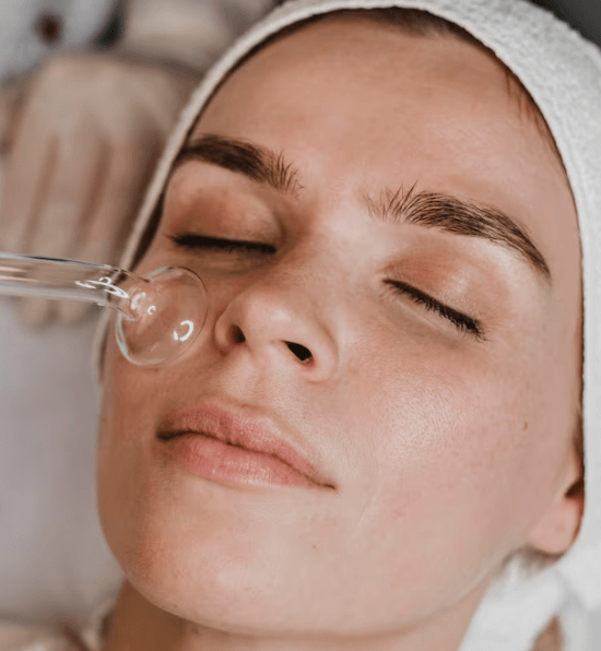 O2 Infusion Dermaplaning Facial