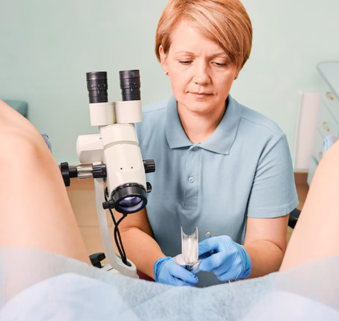 High-Precision Laparoscopic Ovarian Cyst Removal