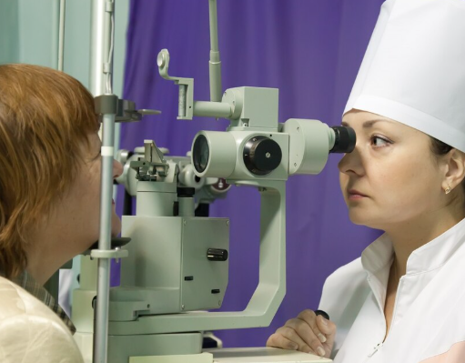 Drainage Retinotomy for Retinal Detachment